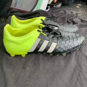 adidas Ace 15.2 FG/AG Black/White/Yellow Youth Boys 7 Used